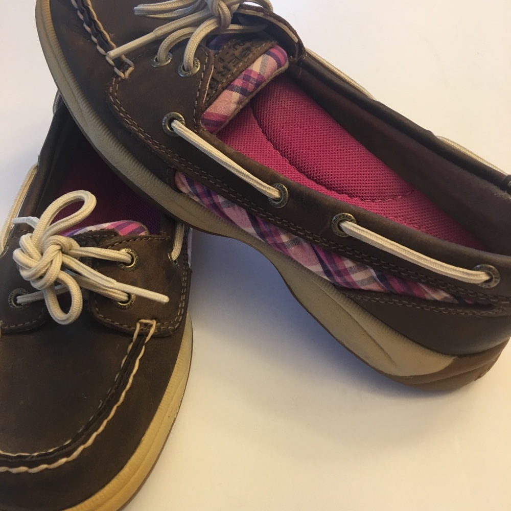 Vintage Brown/Pink Sperry Shoes Size 6M